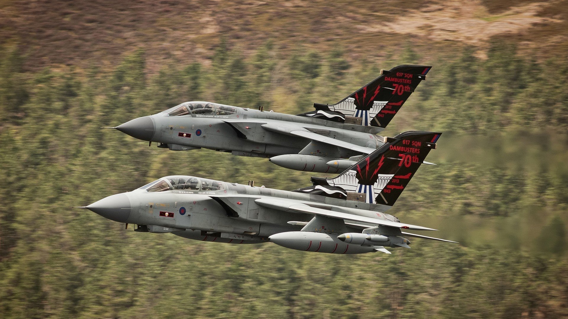 世界杯激战正酣:精彩瞬间不断刷新纪录!,世界杯锦集